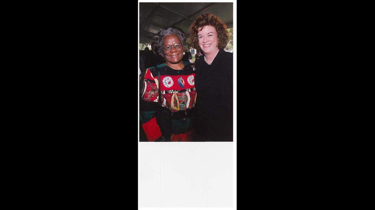 Thelma Gibson, 1992 MCCJ honoree, and Arva Moore Parks McCabe, 2020 MCCJ honoree (posthumously), at a previous MCCJ Humanitarian Awards Dinner.