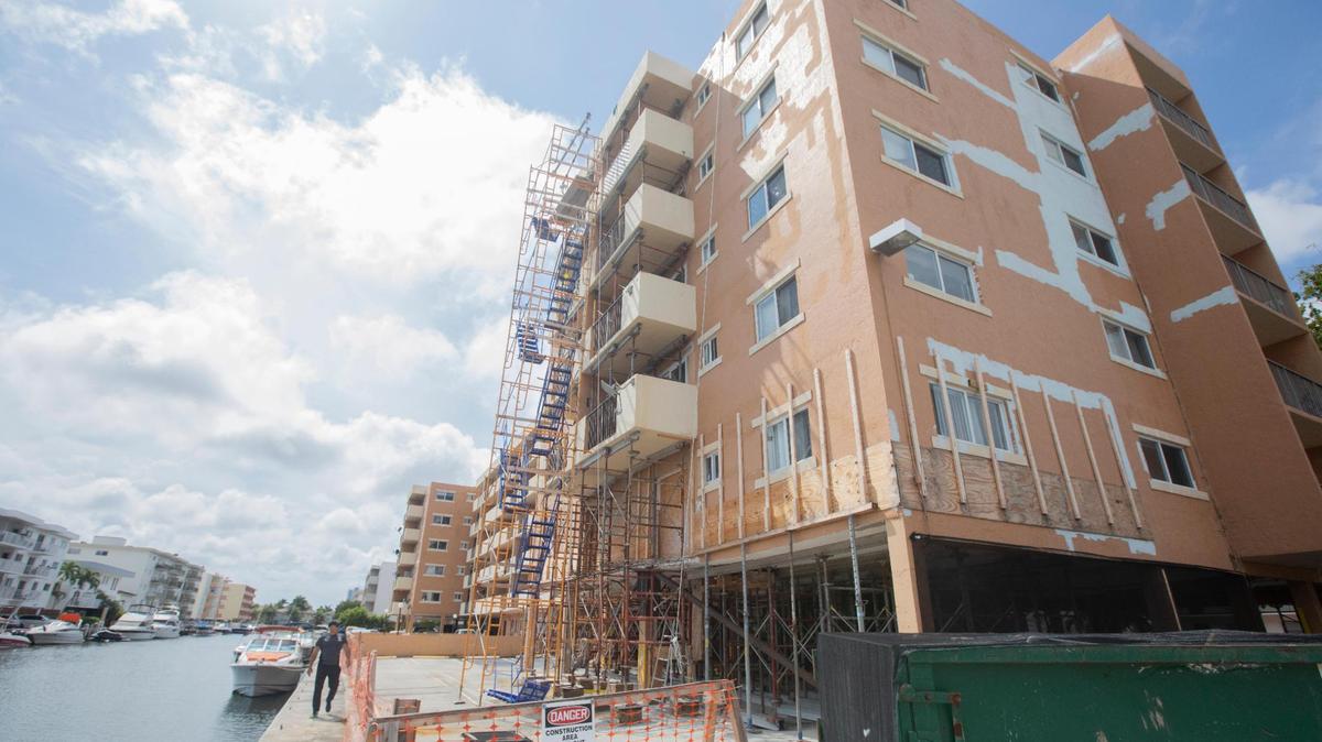 Bayview 60 Homes, un edificio de apartamentos de cinco plantas en North Miami Beach, fue evacuado a principios de este mes.