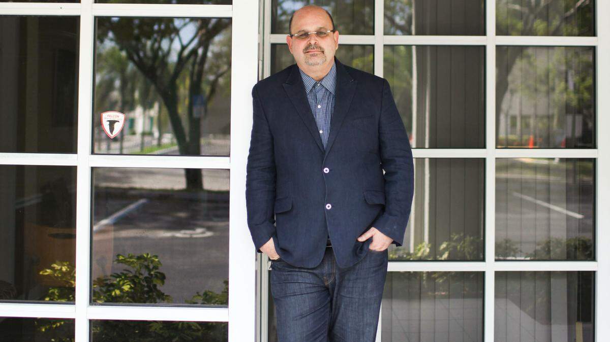 Dr. Marino Carbonell has more than 25 years of experience at substance abuse and addiction counseling. Photograph by Emma del Rey.