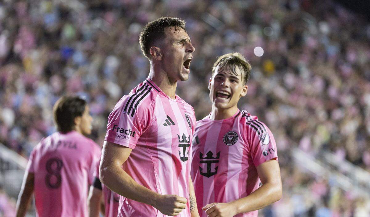 Inter Miami forward Tadeo Allende (21) celebrates after scoring a goal against Nashville SC in the second half of match three of their MLS Playoffs series at Chase Stadium on Saturday, Nov. 8, 2025, in Fort Lauderdale, Fla.