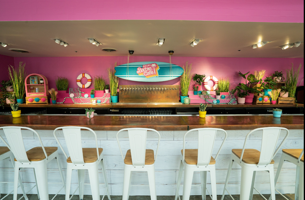 Malibu Barbie Cafe