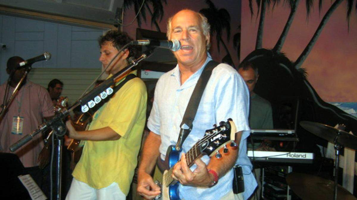 Key West mourns Jimmy Buffett with a blast of his greatest hits in the streets
