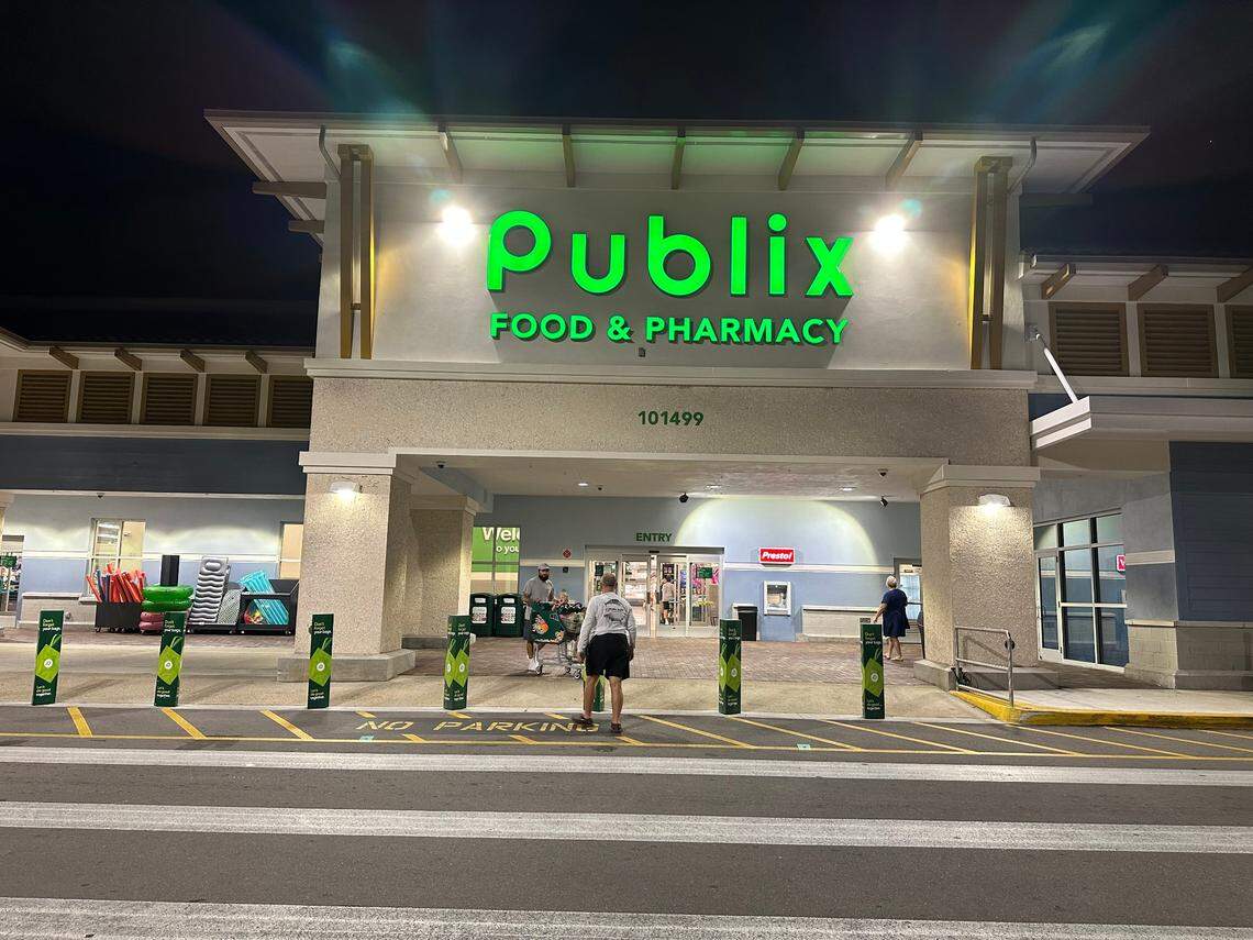The Publix storefront on a Sunday evening on Jan. 19, 2025, at Tradewinds Plaza, 101499 Overseas Hwy., Key Largo. This store was rebuilt and expanded to 64,000 square feet and opened in February 2024.