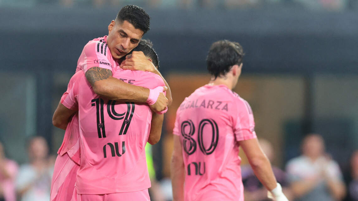 Suarez and Messi each score twice as Inter Miami routs D.C. United