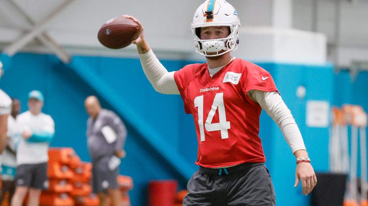Miami Dolphins quarterback Quinn Ewers (14) on the field during practice at Miami Dolphins Training Camp in Miami Gardens, Florida, on Wednesday, July 23, 2025.