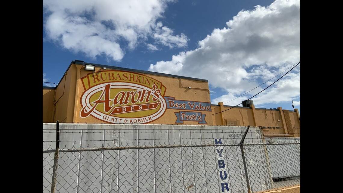 Miami place claiming to be ‘Florida’s Premier Kosher Food Wholesaler’ had a rodent issue