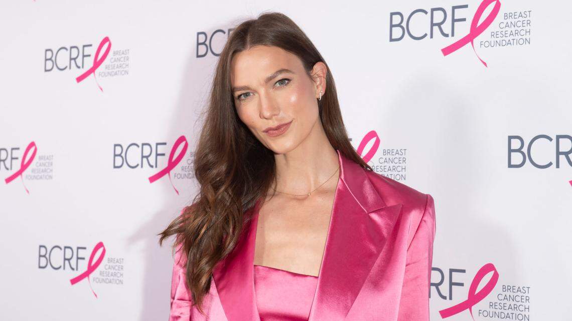 Karlie Kloss attends the Breast Cancer Research Foundation Hot Pink Party at The Glasshouse. (Photo by Ron Adar / SOPA Images/Sipa USA)