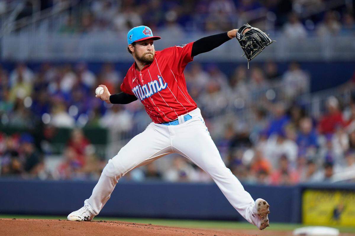 Miami Marlins’ Nick Neidert delivers a pitch during the first inning of a baseball game against the New York Mets, Saturday, July 30, 2022, in Miami. (AP Photo/Wilfredo Lee)