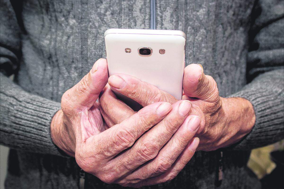 The Veteran Phone Giveaway runs from 4 to 7 p.m. on Wednesday, April 15, at the Charles F. Dodge City Center in Pembroke Pines.&nbsp;