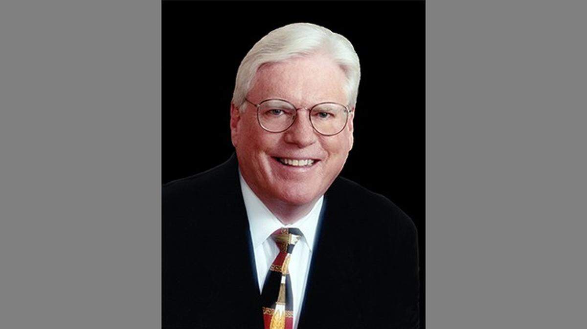 Coral Springs Mayor Walter “Skip” Campbell died Tuesday.  He was 69.