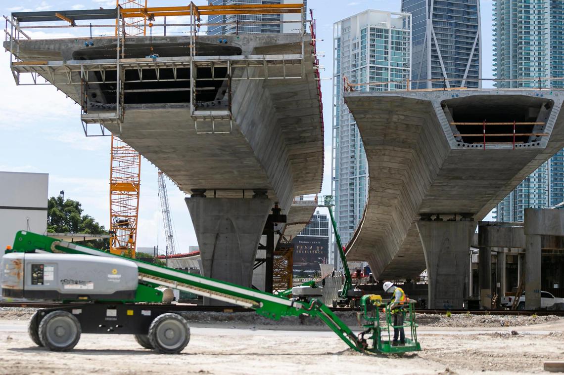 A segmental bridge is being installed during the I-395 construction project taking place near downtown Miami and Overtown on Tuesday, June 8, 2021.