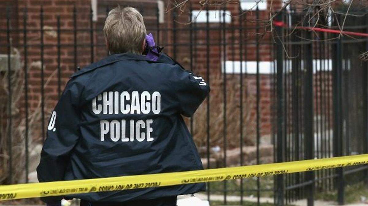 Columnist’s readers point to Chicago’s murders rate among blacks to seemingly excuse fatal police shootings.