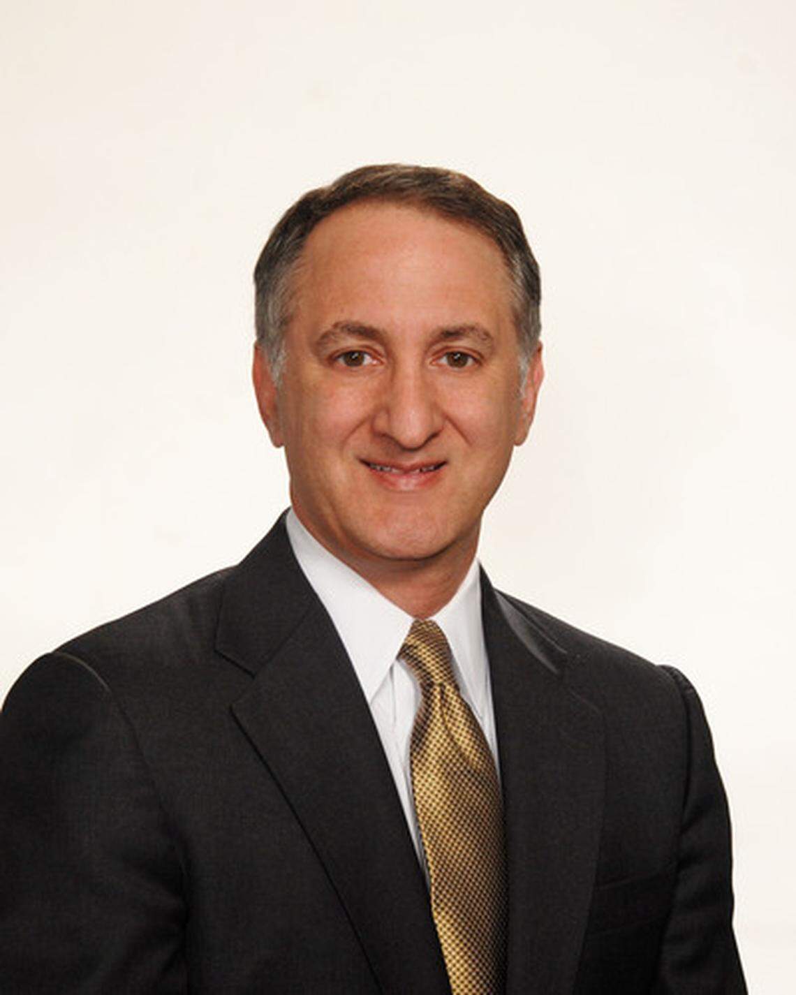 Bruce Reinhart left the U.S. Attorney’s Office on Jan. 1, 2008, and went to work representing Epstein’s employees on Jan. 2, 2008, court records show.