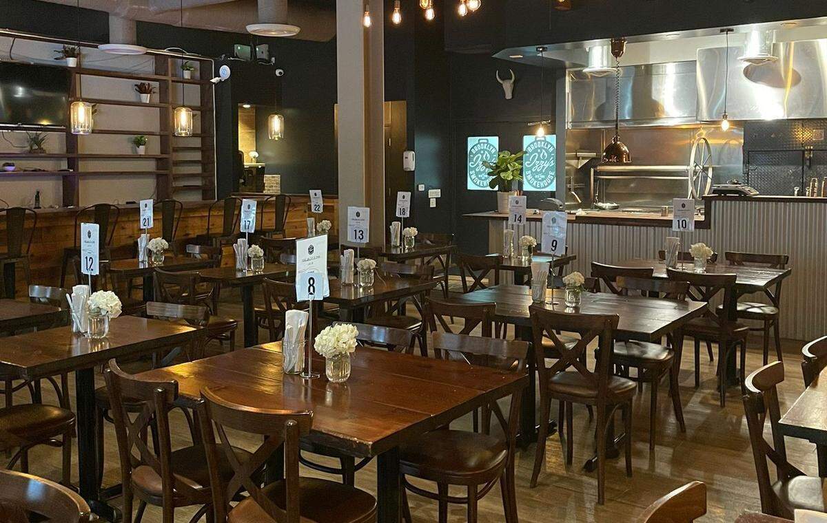 Izzy’s Brooklyn Smokehouse is a new kosher barbecue spot in Aventura.
