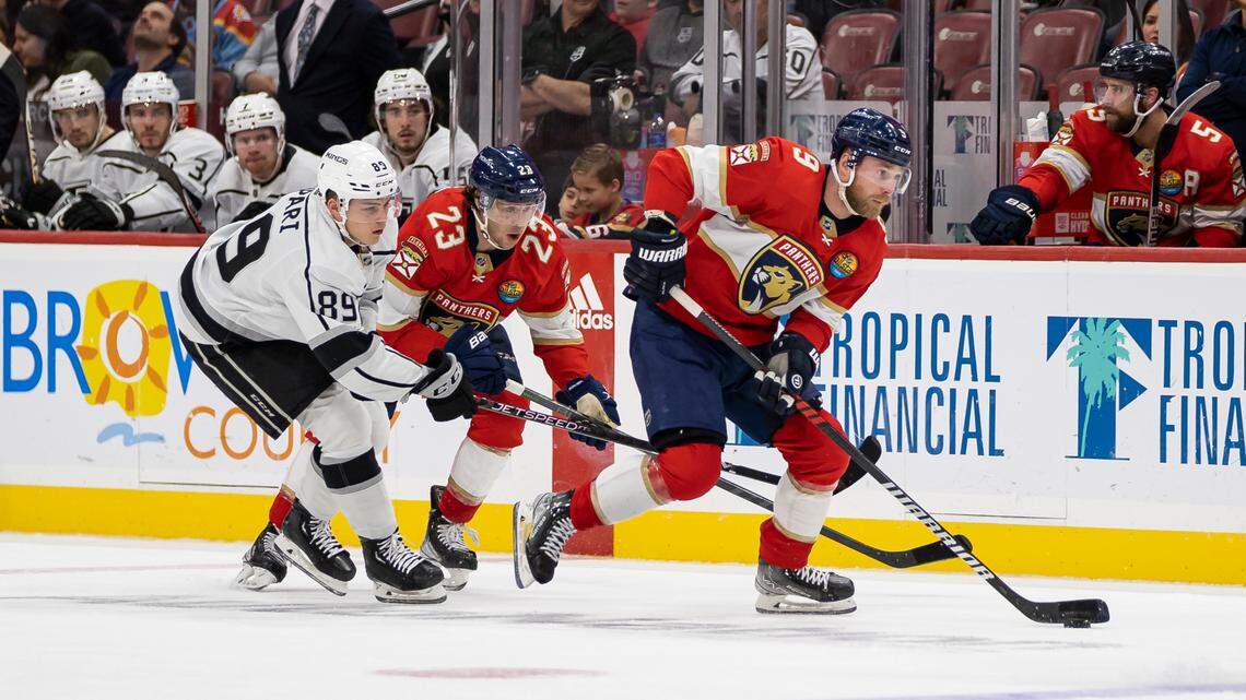 Florida Panthers center Sam Bennett (9) drives down the ice with the puck against Los Angeles Kings center Rasmus Kupari (89) during the second period of an NHL game at the FLA Live Arena on Friday, Jan. 27, 2023, in Sunrise, Fla.