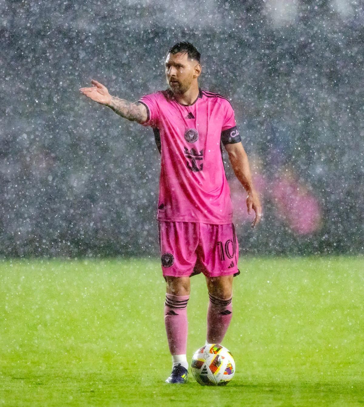Inter Miami forward Lionel Messi (10) reacts before taking a free kick against D.C. United in first half of their MLS match at Chase Stadium on Saturday, May 18, 2024, in Fort Lauderdale, Fla.