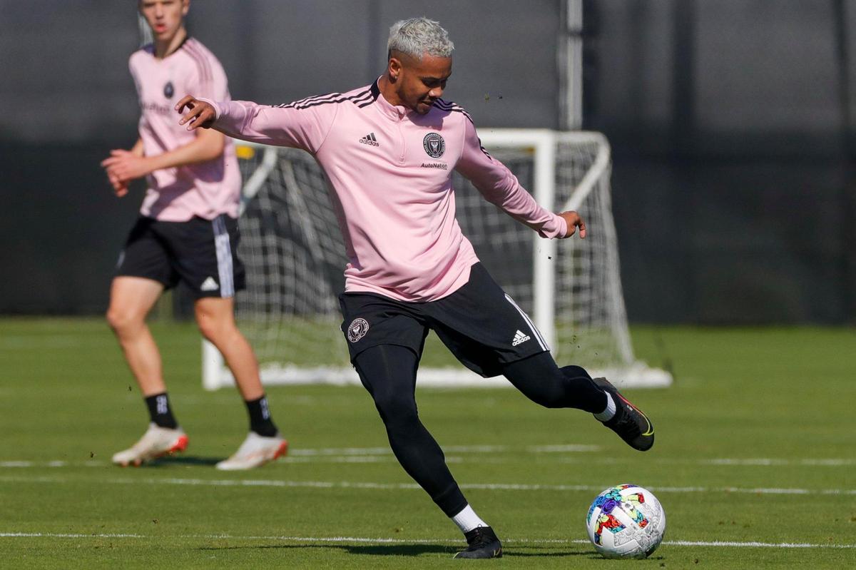 Inter Miami CF player Ariel Lassiter kicks the ball during the team’s first training session prior to the start of the new MLS season at the team’s training facility in Fort Lauderdale, Florida on Monday, January 17, 2022.