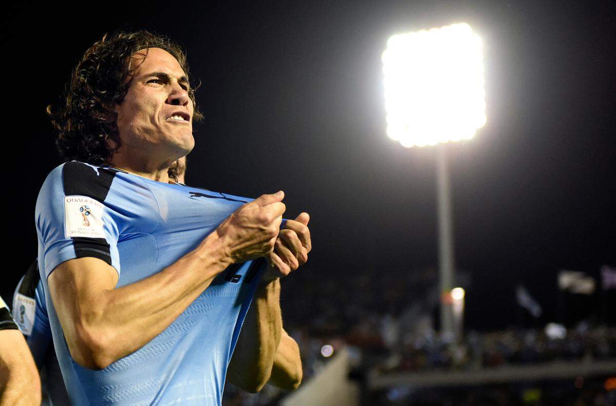 In this 2017 photo, Uruguay’s Edinson Cavani celebrates after scoring against Bolivia during a 2018 World Cup qualifying soccer match in Montevideo, Uruguay. Cavani has been linked to a move from Paris Saint Germain to Inter Miami.