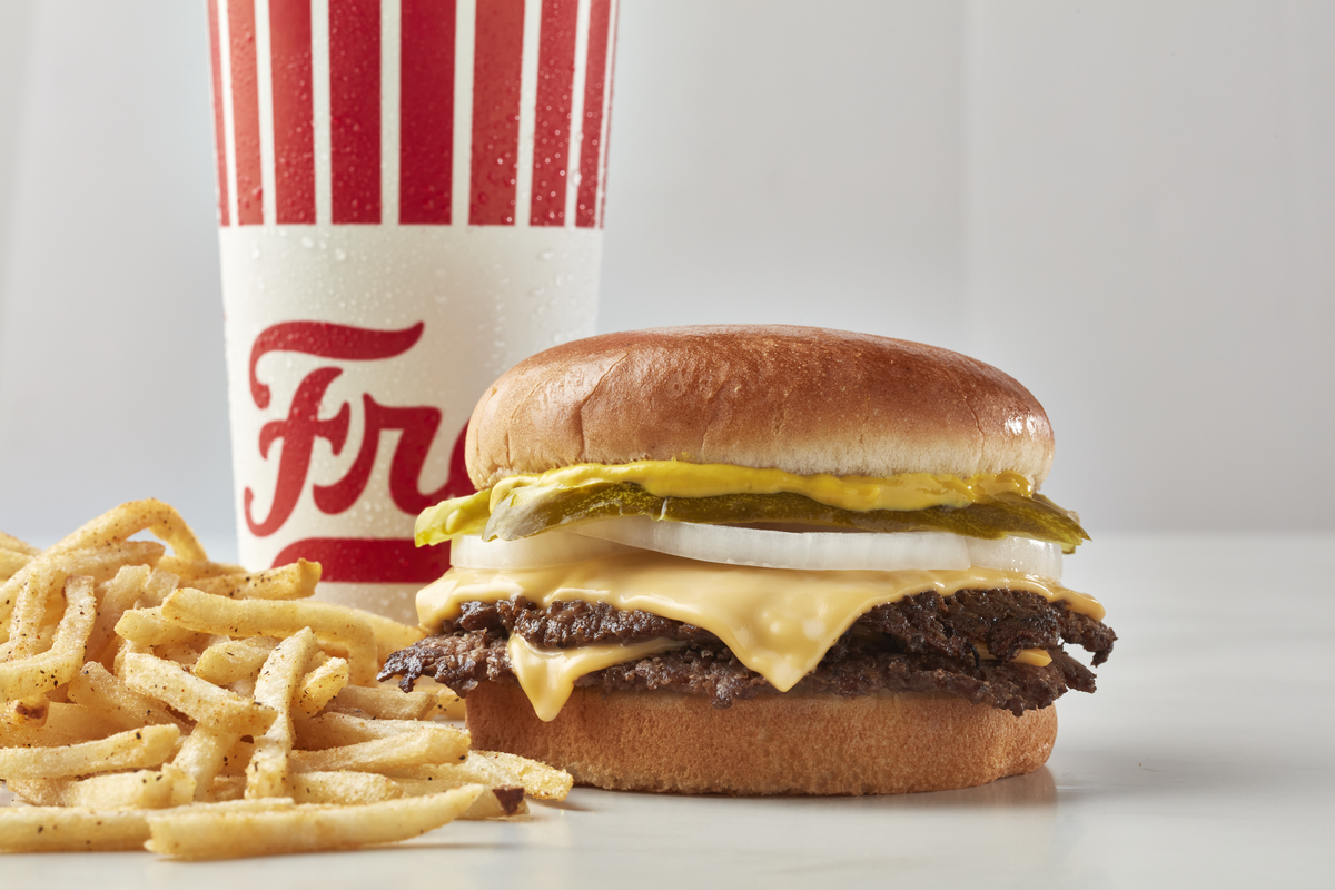 Current and former military members can receive a free Freddy’s Original Double combo card on Veterans Day.