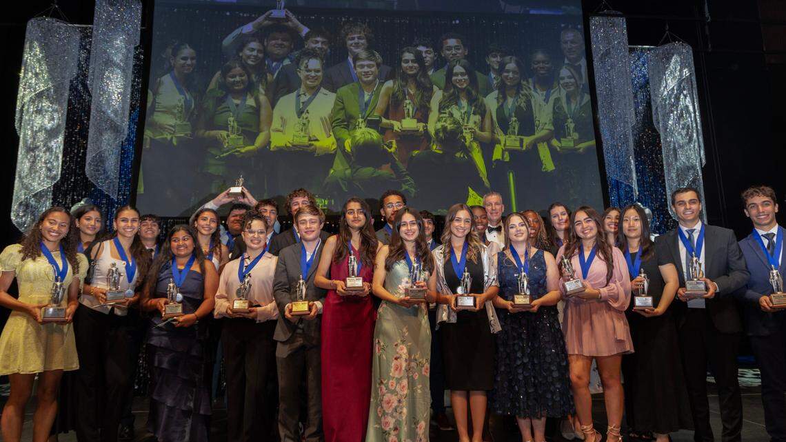 Watch 2026 Miami Herald Silver Knight Awards that honor top high school seniors