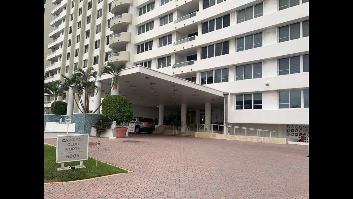 A Miami Beach restaurant’s 54 problems included kitchen roaches, a ‘mold-like substance’