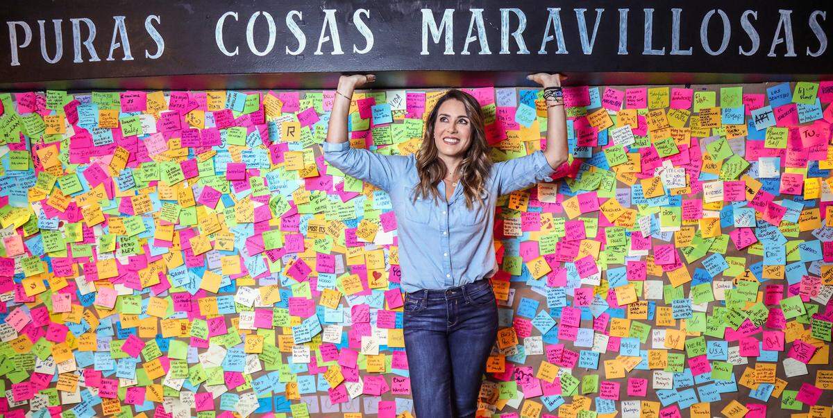 Actress Erika de la Vega stars in “Puras Cosas Maravillosas,” a Miami New Drama play.