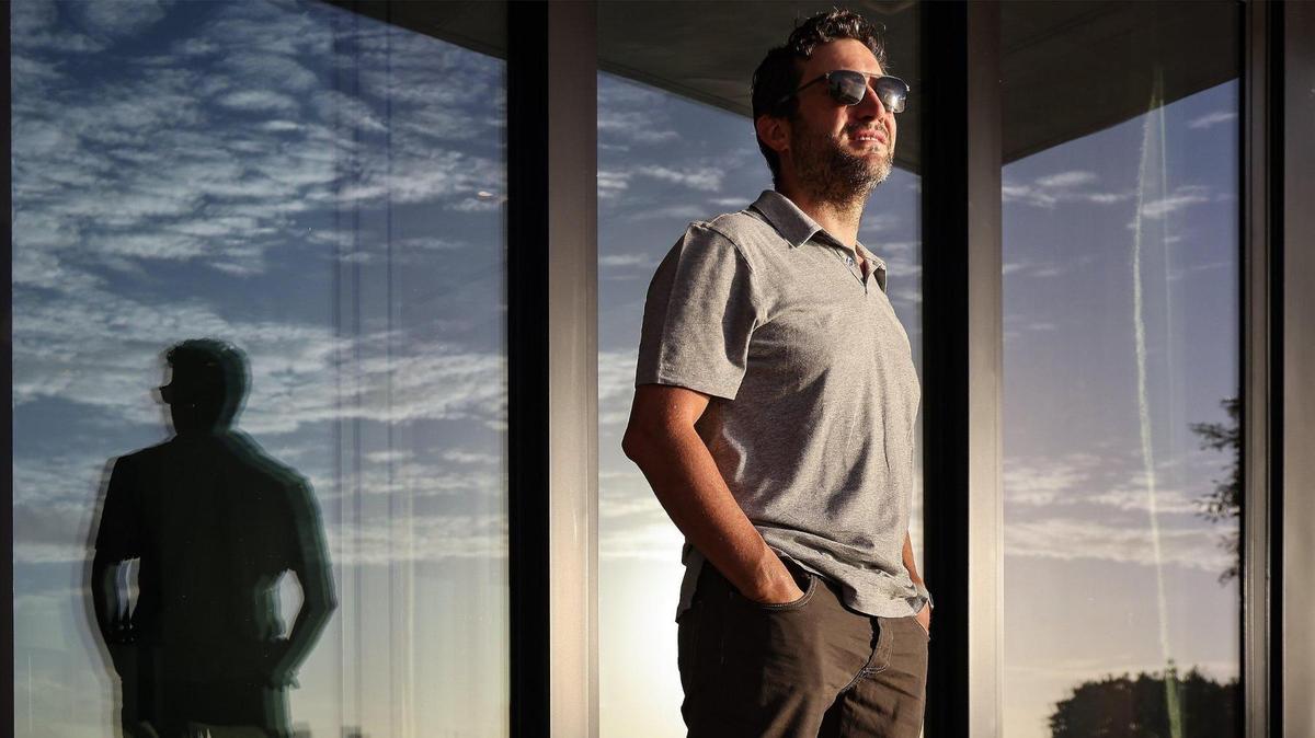 Jon Oringer, founder of Shutterstock and a new South Florida resident, is investing in Miami wellness startup NUE Life.