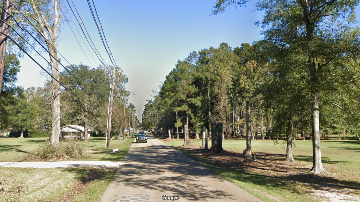 The 17-year-old victim was a passenger in a Ford Expedition in the Ponchatoula area when she was struck in the head by a gunshot, the Tangipahoa Parish Sheriff’s Office said.