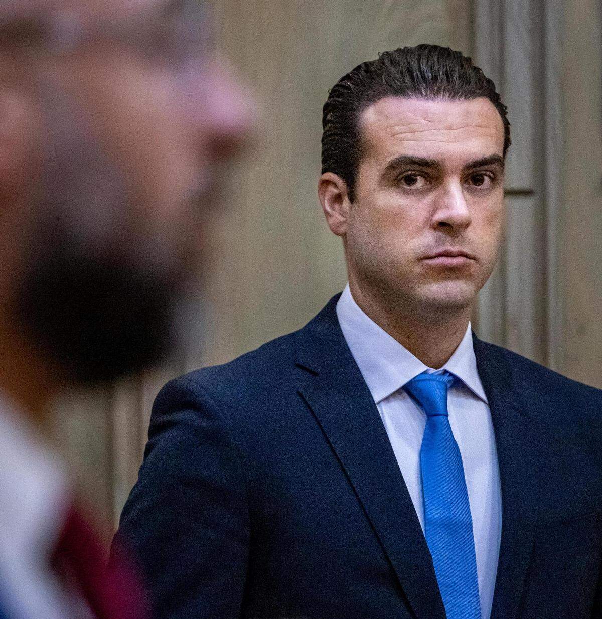 Pablo Lyle escucha a los abogados en el Tribunal Penal de Miami-Dade el 3 de octubre de 2022. Pablo Lyle fue declarado de homicidio involuntario en la muerte de Juan Ricardo Hernández, de 63 años, durante un incidente en la vía en 2019.