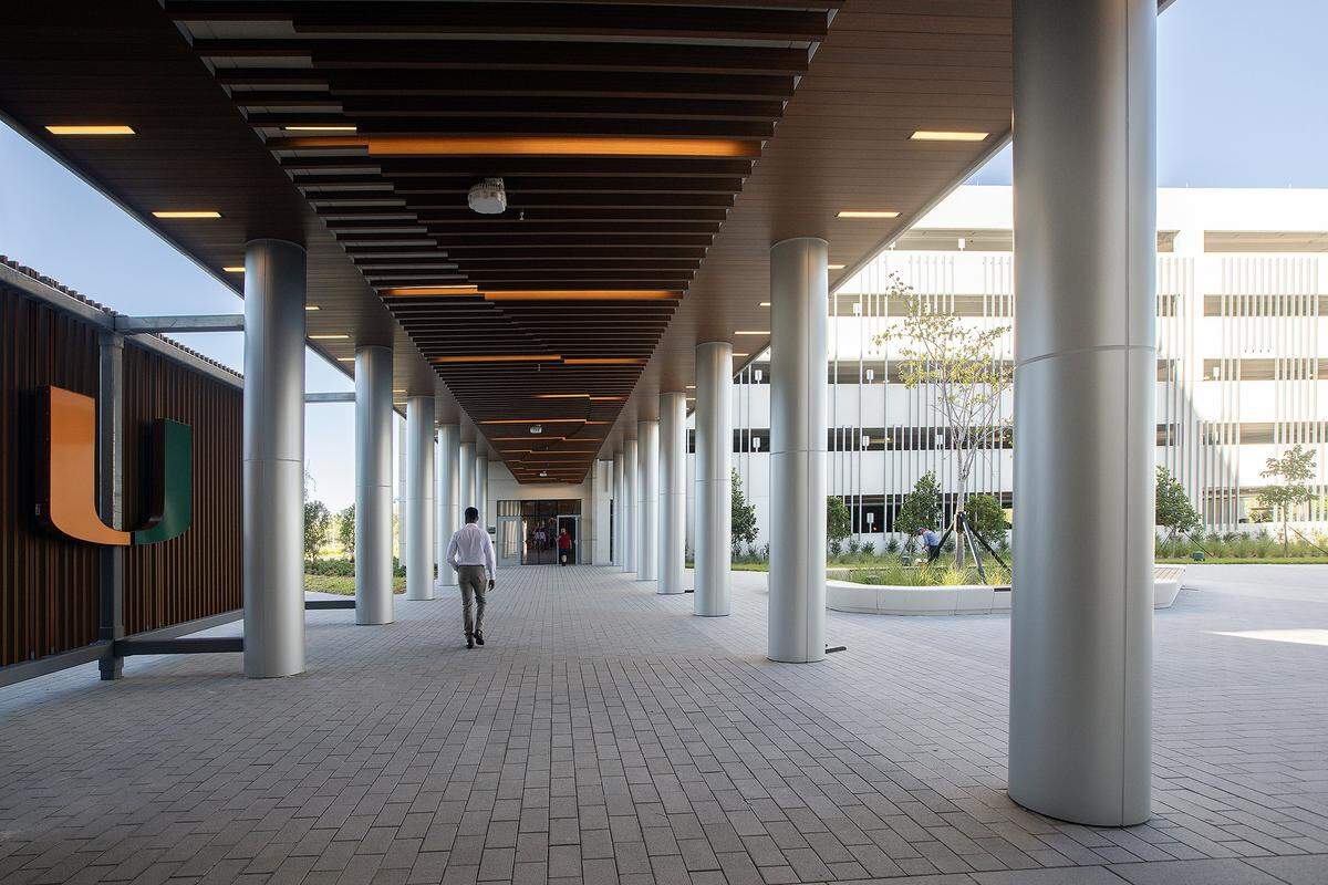 Miami, Florida, September 30, 2025 - An outside view of the University of Miami Health newest, largest, and most technologically advanced ambulatory facility, UHealth SoLé Mia Medical Center, in North Miami 