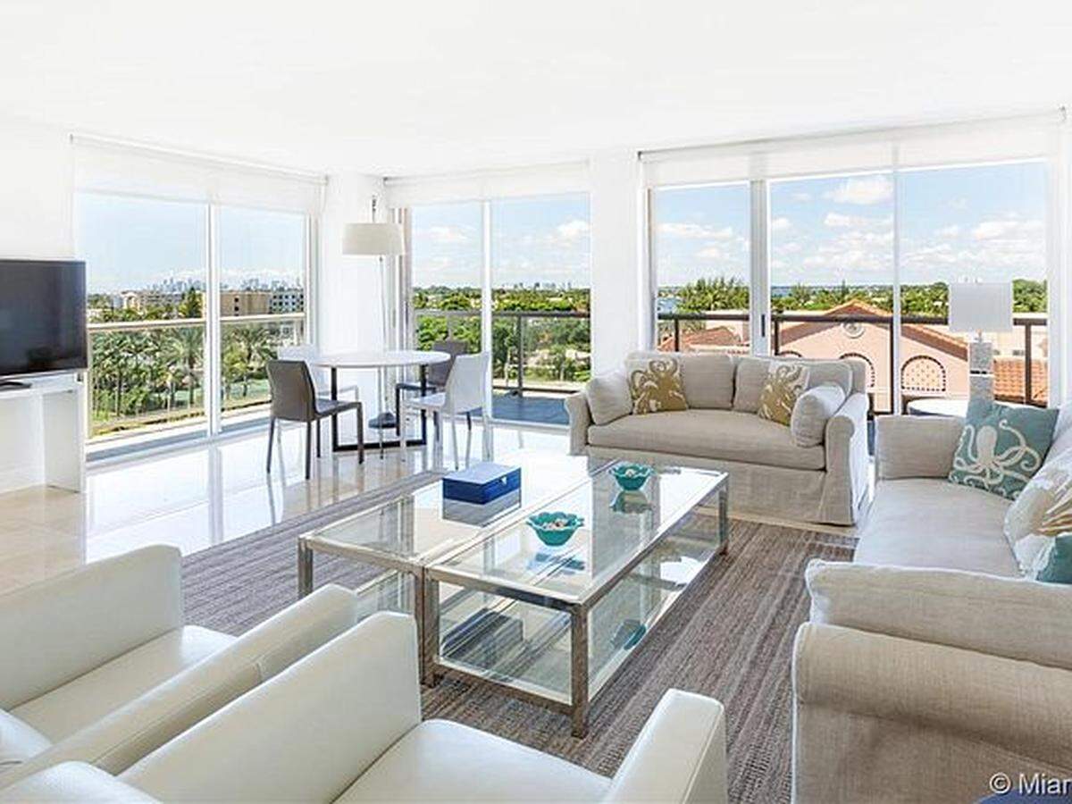 Champlain Towers East condo that was for sale before realtor took it down due to hate mail.