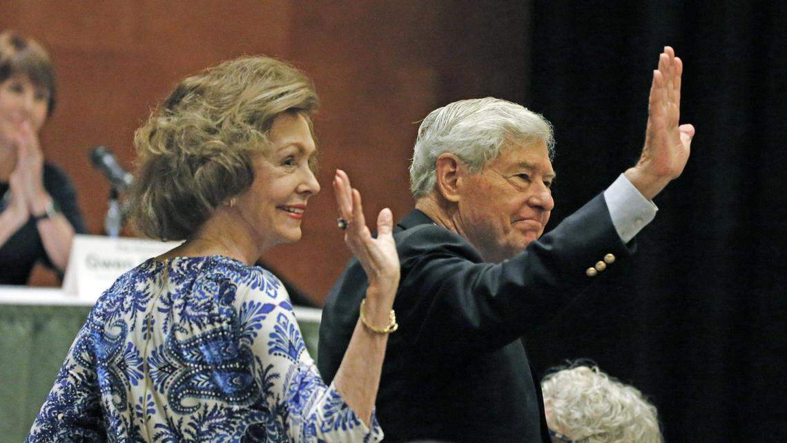 Bob Graham, former Florida governor and U.S. senator, dies at 87