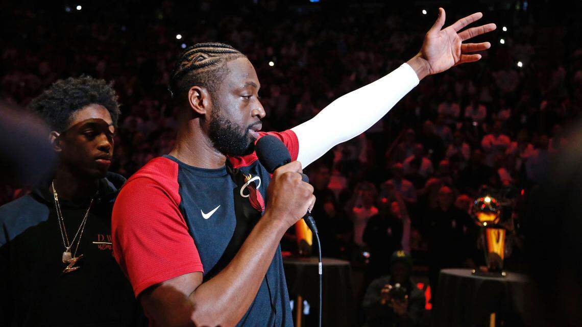 Fighting back tears, Dwyane Wade thanks Heat Nation before final home game
