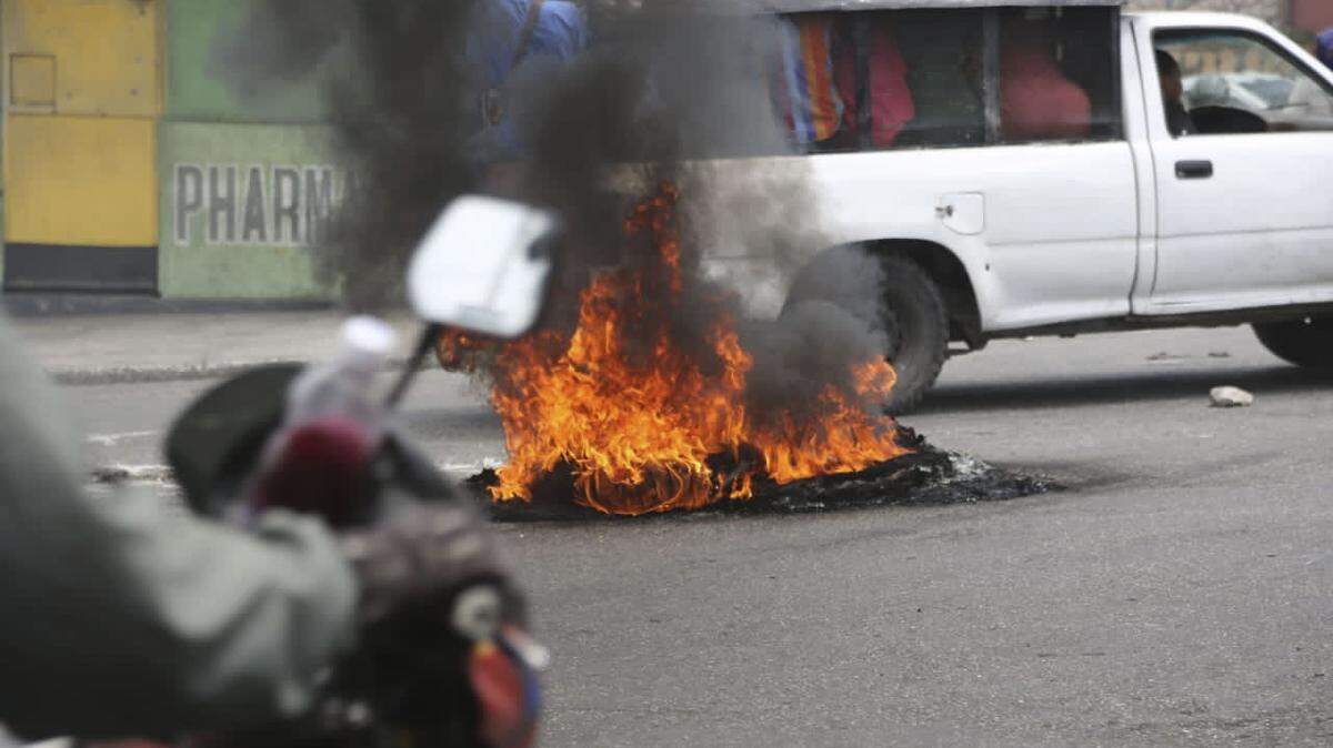 Port-au-Prince - Armed gangs continued to sow chaos in Haiti’s capital on Wednesday, March 26, 2025. More than 60,000 Haitians have been displaced in the past month.