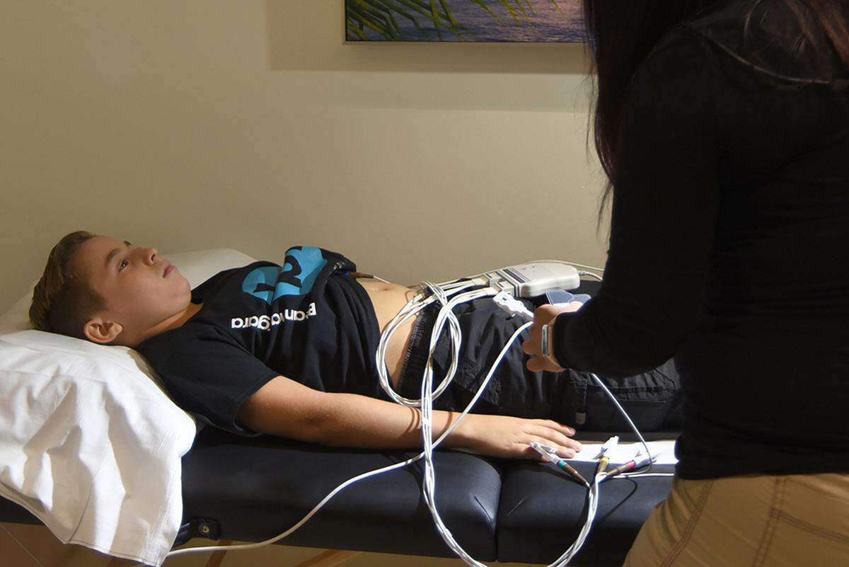 A patient getting an EKG test at Nicklaus Children’s Hospital, which offers free EKG screenings to student athletes.
