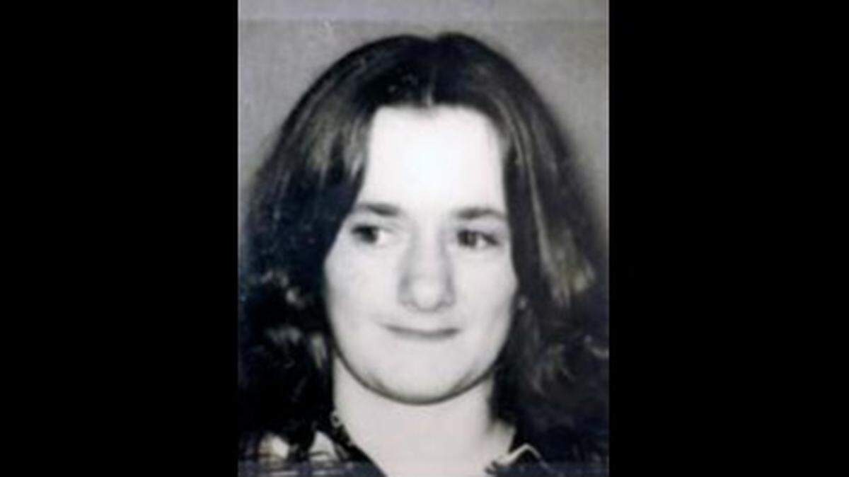 Delores Bailey, 24, was working the overnight shift at a 7‑Eleven on North Federal Highway. She vanished in January 1982. A year later, a landscaper found her remains near Griffin Road and the Florida Turnpike in Davie. She had been shot multiple times in the head.