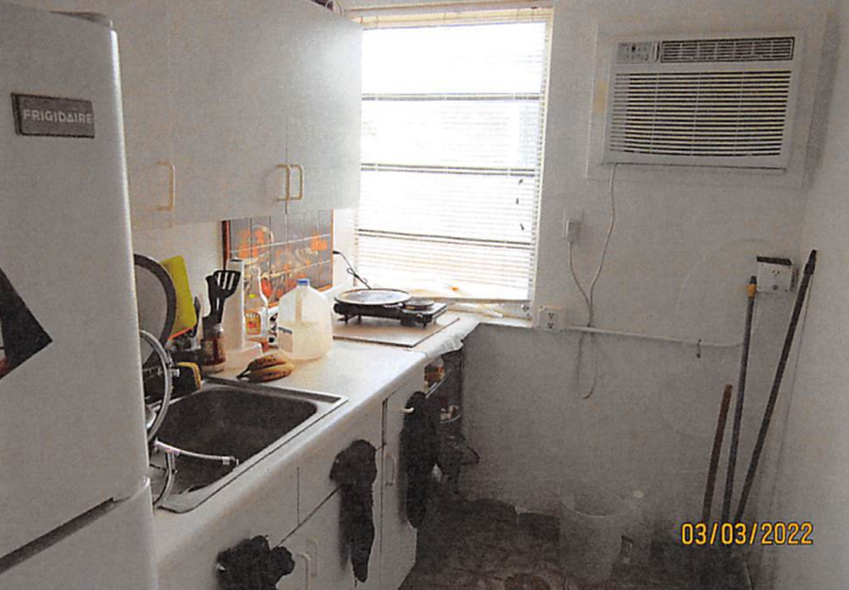 The efficiency has become popular as a cheap way to live in urban areas like Hialeah. The structure can consist of just a room inside a single-family home or an external area of a house.
