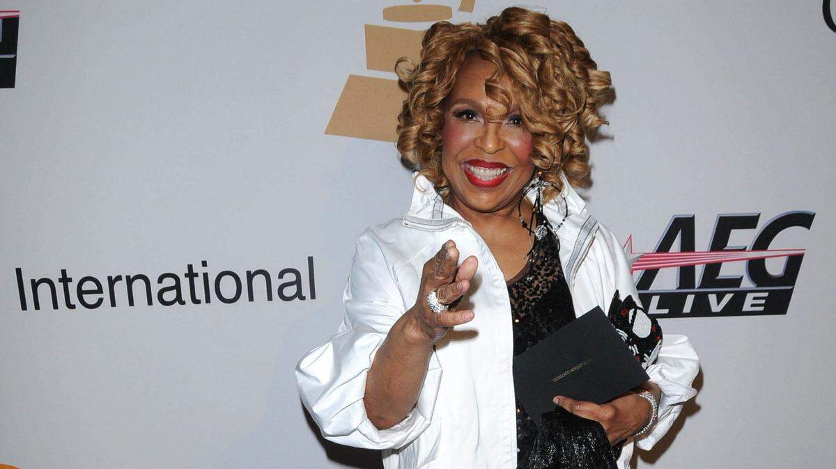 roberta flack at pre-grammys gala