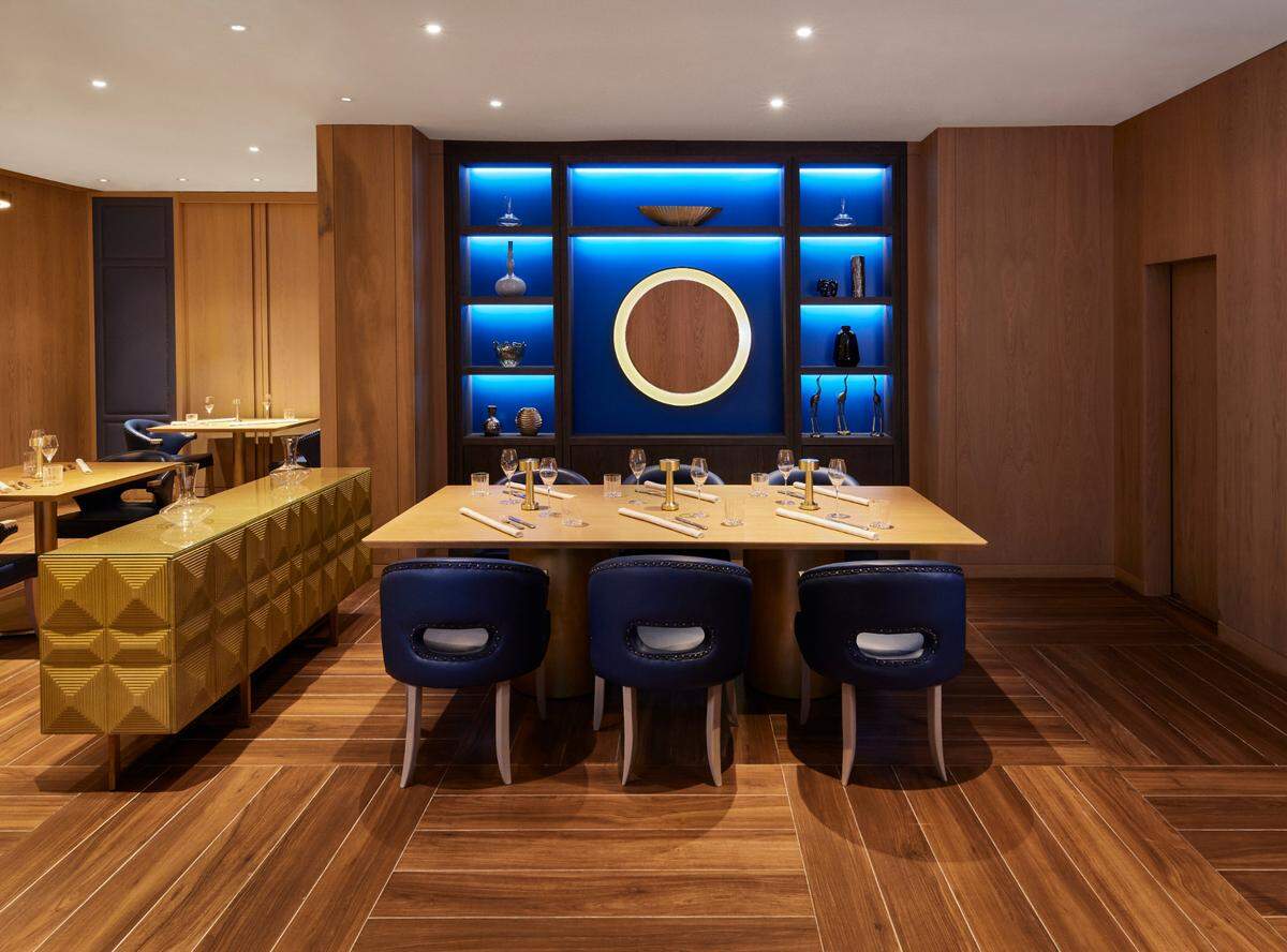 Una mesa en The Tambourine Room del Carillon Miami Wellness Resort.