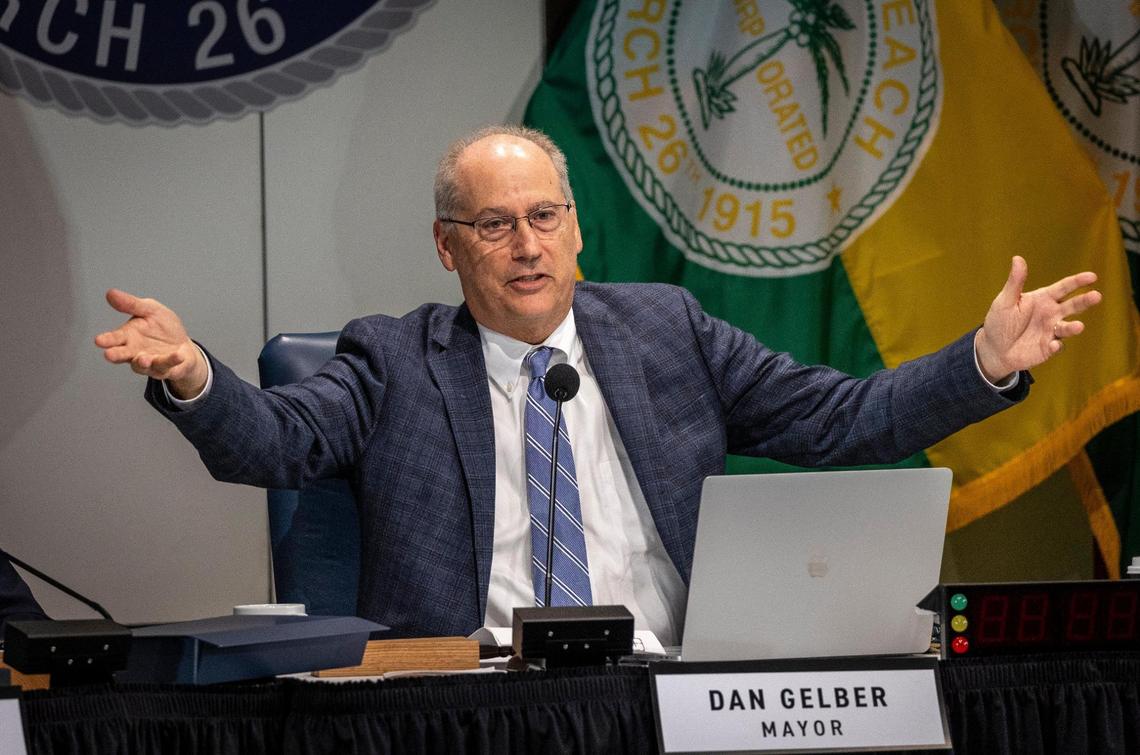 Outgoing Miami Beach Mayor Dan Gelber speaks during a swearing-in ceremony at the Miami Beach Convention Center. Mayor-elect Steven Meiner was sworn in during the ceremony, Tuesday, November 28, 2023.