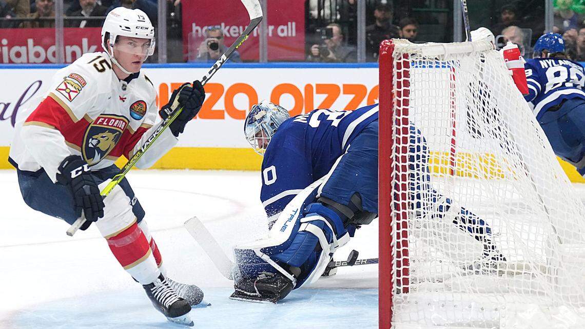 Florida Panthers forward Anton Lundell (15) scores a short-handed goal past Toronto Maple Leafs goaltender Matt Murray (30) during the first period of an NHL hockey game Tuesday, Jan. 17, 2023, in Toronto. (Nathan Denette/The Canadian Press via AP)