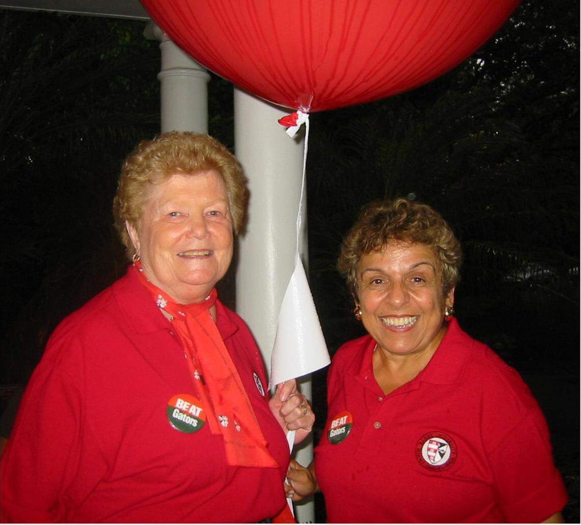 Sister Jeanne O’Laughlin and Donna Shalala in a Sept. 10, 2003, file photo.