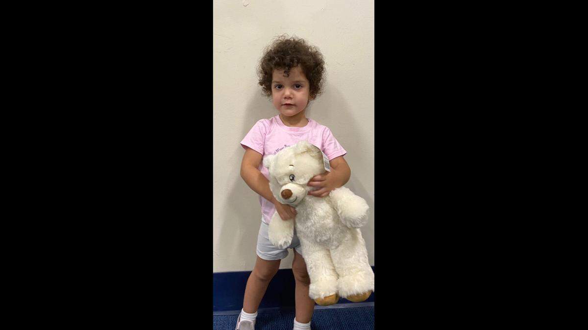 Miami police are looking for the parents of this little girl, estimated to be about 2 years old.