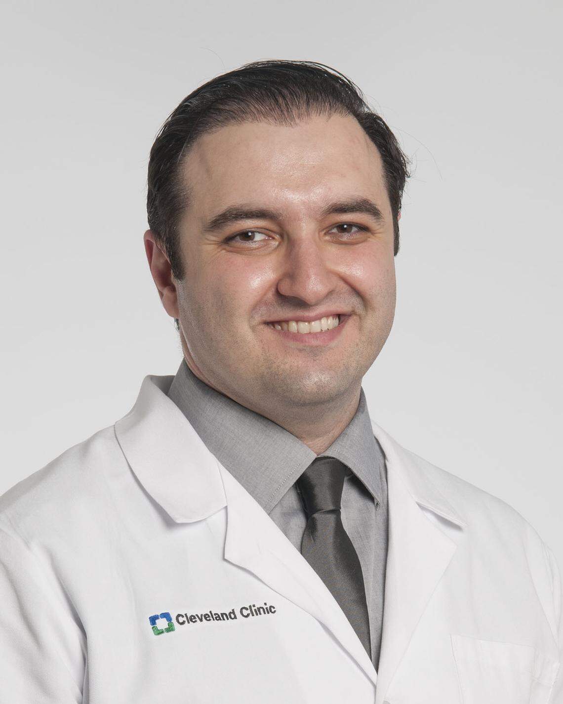Dr. Hamid Borghei-Razavi of Cleveland Clinic Weston, the neurosurgeon who removed Hemphill’s pituitary tumor.