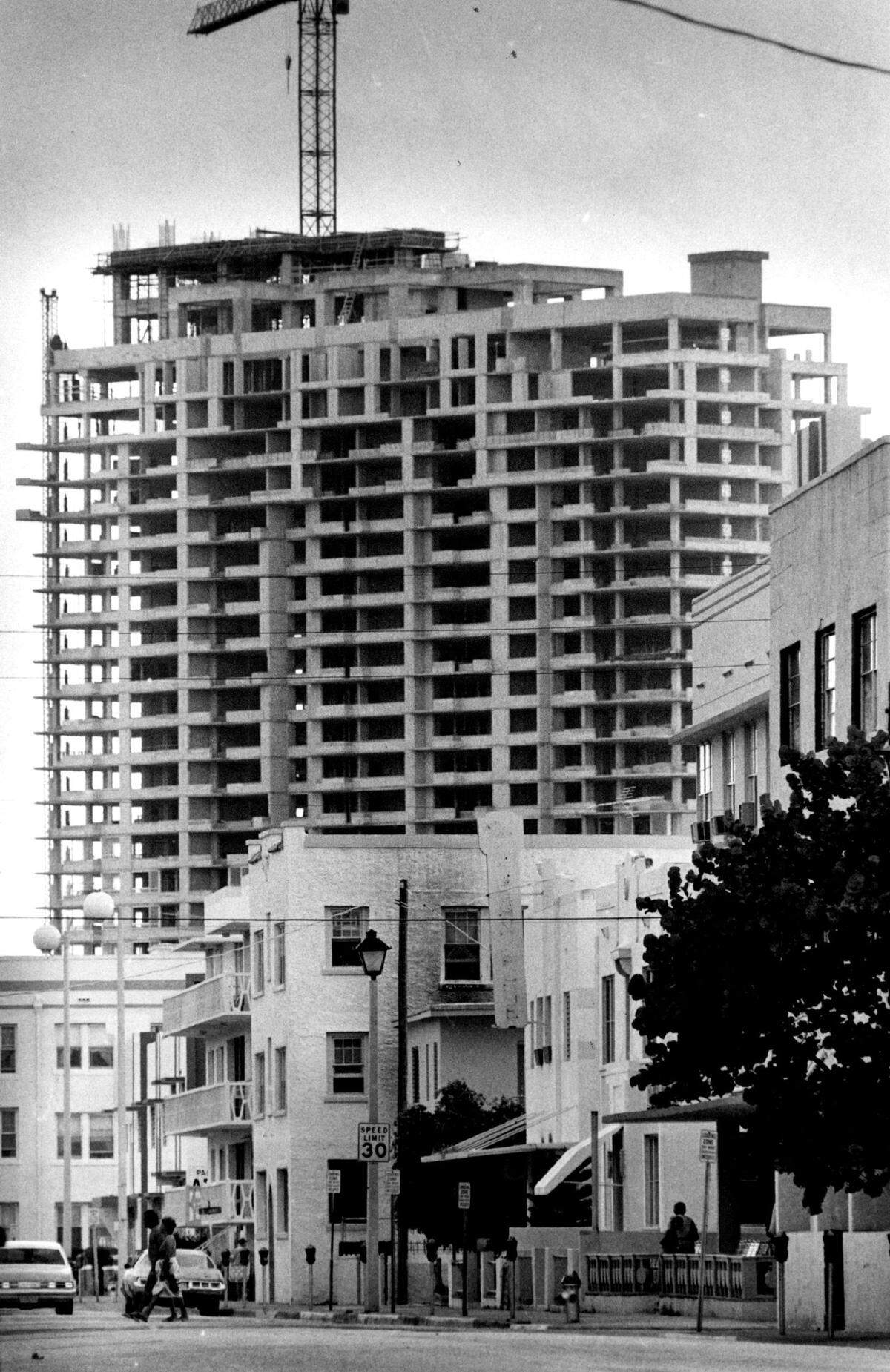 South Pointe Towers construction in 1986 looms over the southern tip of Collins Avenue.