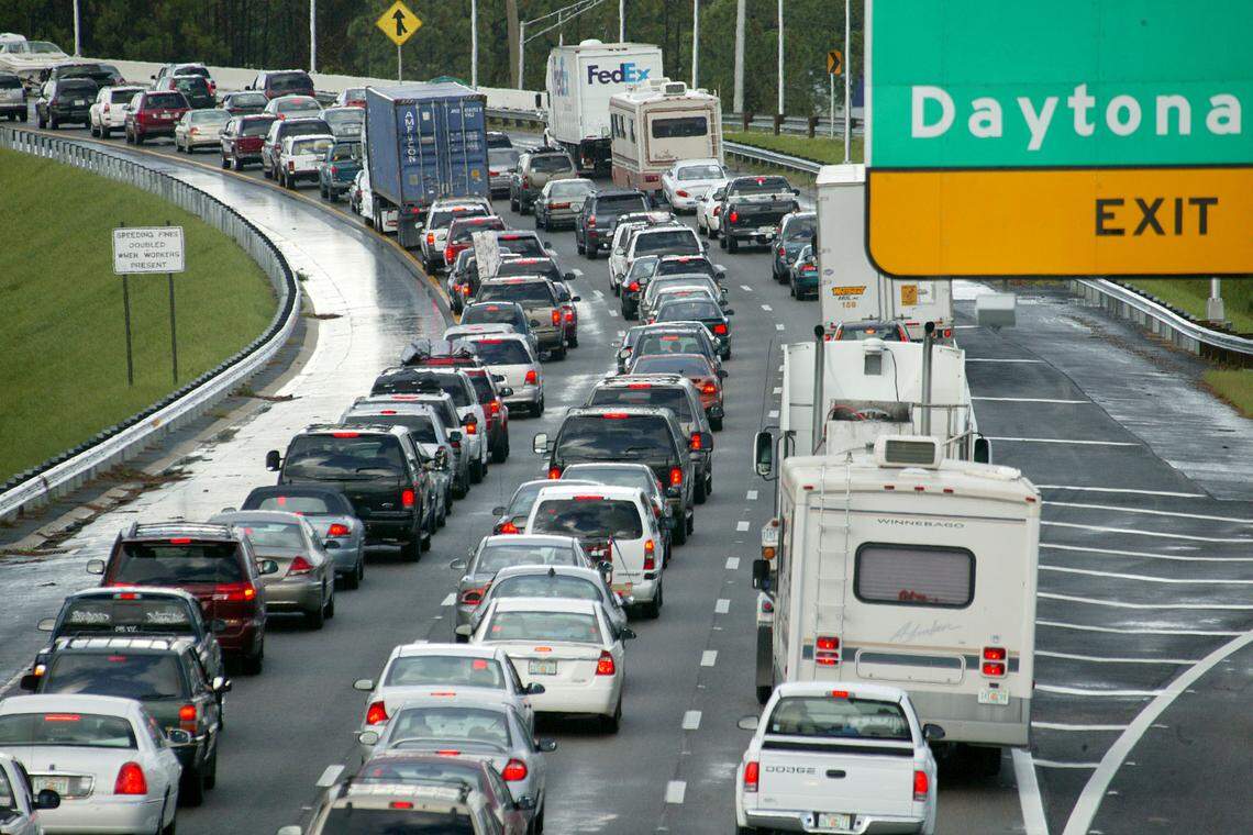 Heavy traffic flows north on Interstate 95 in Daytona Beach, Florida., as residents fleed the state ahead of approaching Hurricane Frances on Thursday, Sept. 2, 2004.