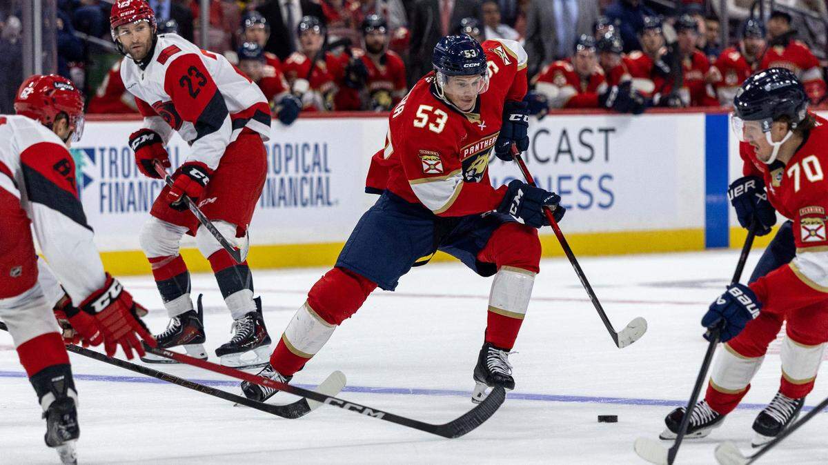 Florida Panthers center Jack Studnicka (53) passes the puck during the third first period of an NHL game against the Carolina Hurricanes at Amerant Bank Arena on Monday, September 29, 2025, in Sunrise, Fla.
