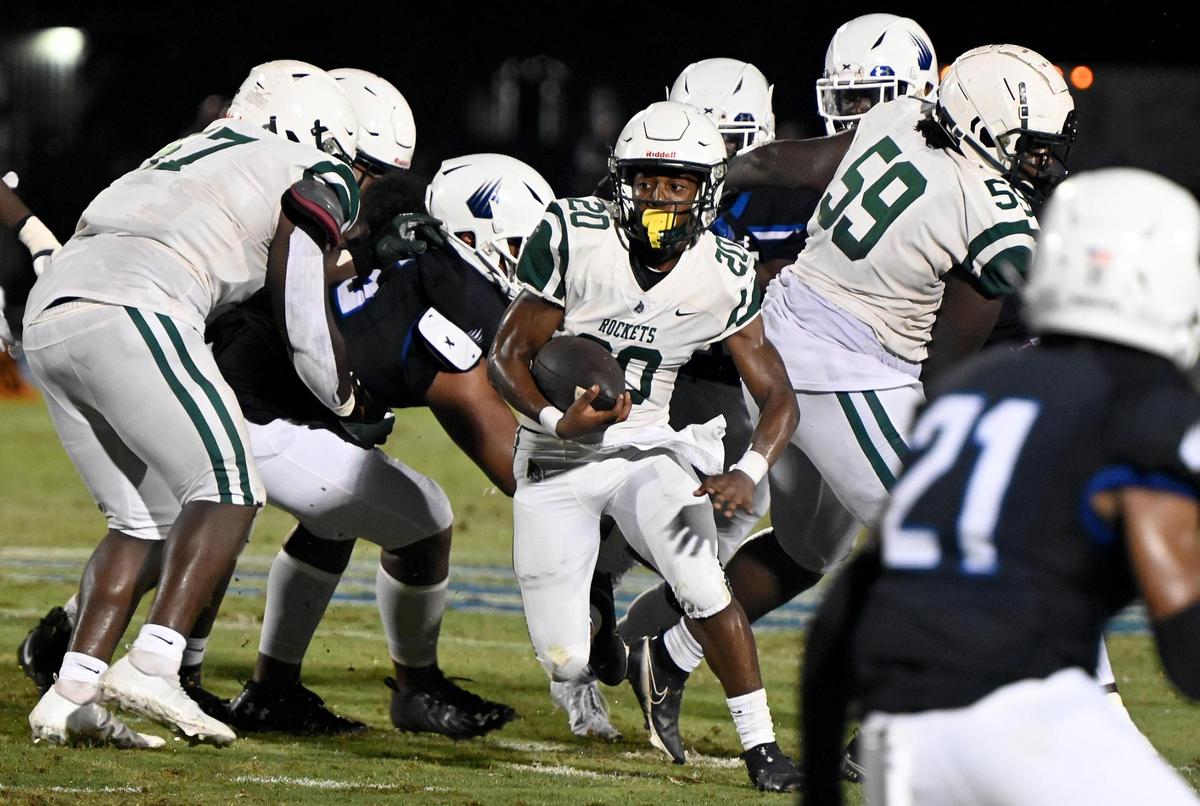 Miami Central High School take on IMG Academy in a Friday night football matchup, Bradenton ,Friday, Feb. 28, 2020.(Photo/Chris Tilley)