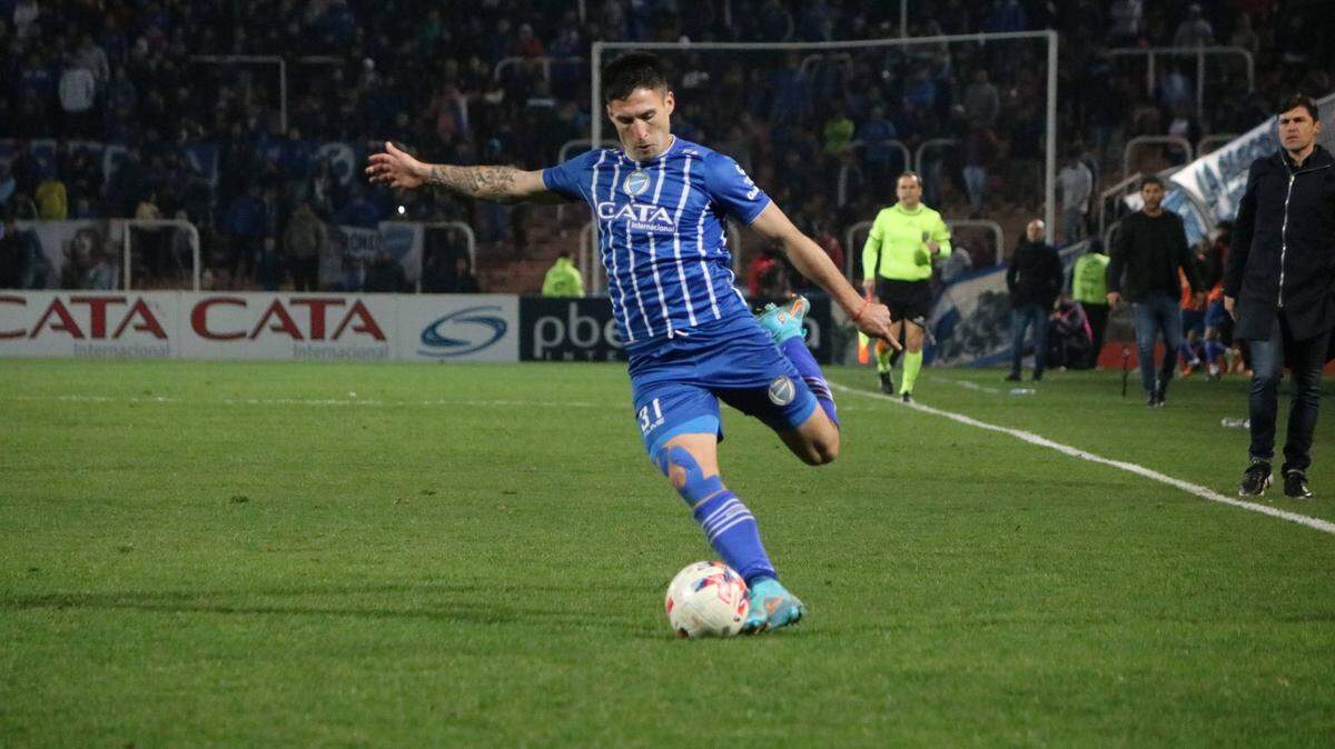 El Inter Miami sigue armando su nómina para la temporada 2023 y firmó a un segundo jugador argentino en menos de una semana. El club anunció este miércoles que pactó con el lateral izquierdo argentino Franco Negri por dos años con una opción para la campaña 2025.