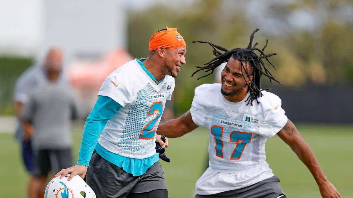 Miami Dolphins wide receivers Jaylen Waddle (17) and Albert Wilson (2) during practice at Baptist Health Training Complex in Hard Rock Stadium on Wednesday, December 15, 2021 in Miami Gardens, Florida, in preparation for their game against the New York Jets at Hard Rock Stadium on Sunday. (David Santiago Photo / Miami Herald)